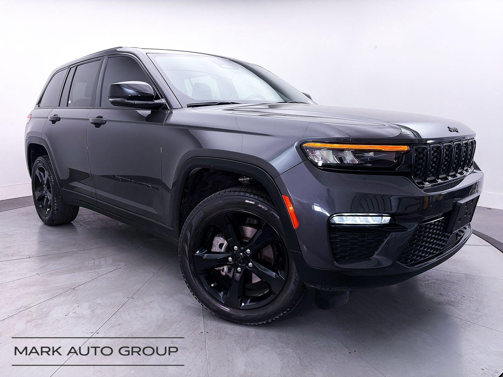 Baltic Gray Metallic Clearcoat 2024 Jeep Grand Cherokee SUV / Crossover Four-Wheel Drive 8-Speed Automatic