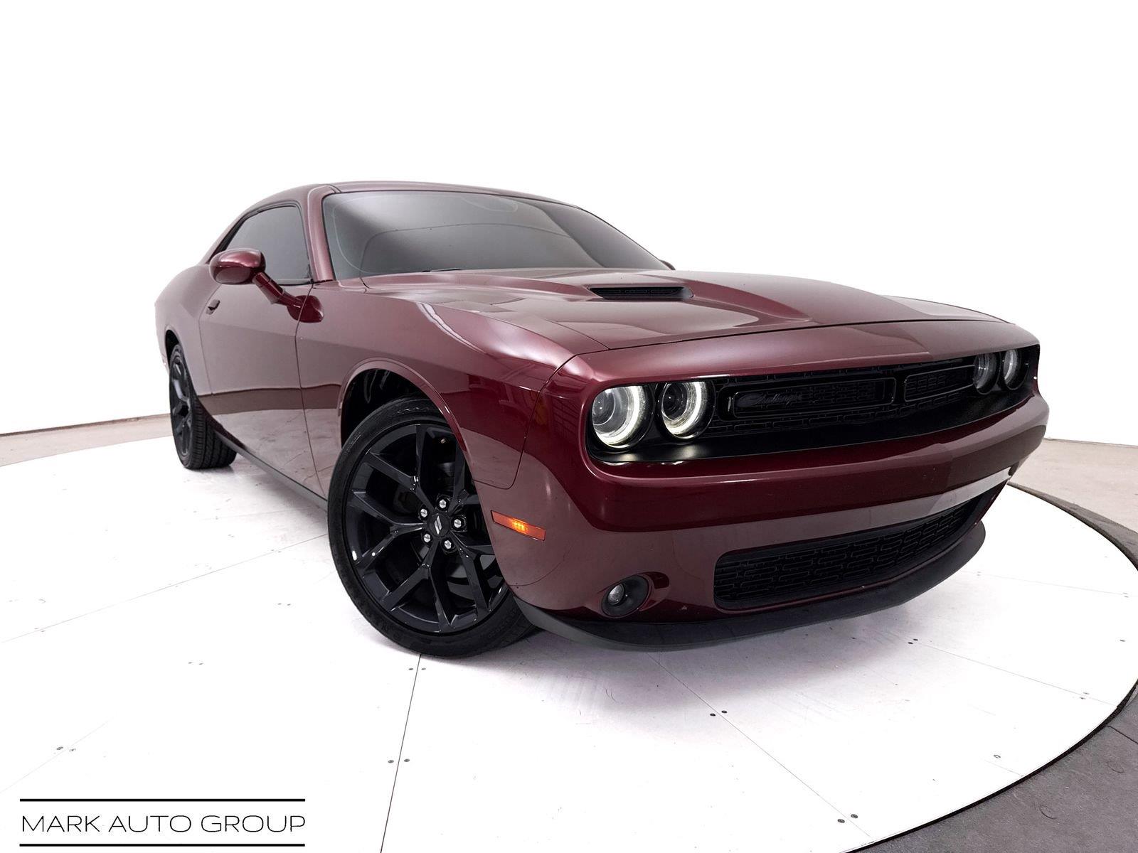 Octane Red Pearlcoat 2020 Dodge Challenger Coupe Rear-Wheel Drive 8-Speed Automatic