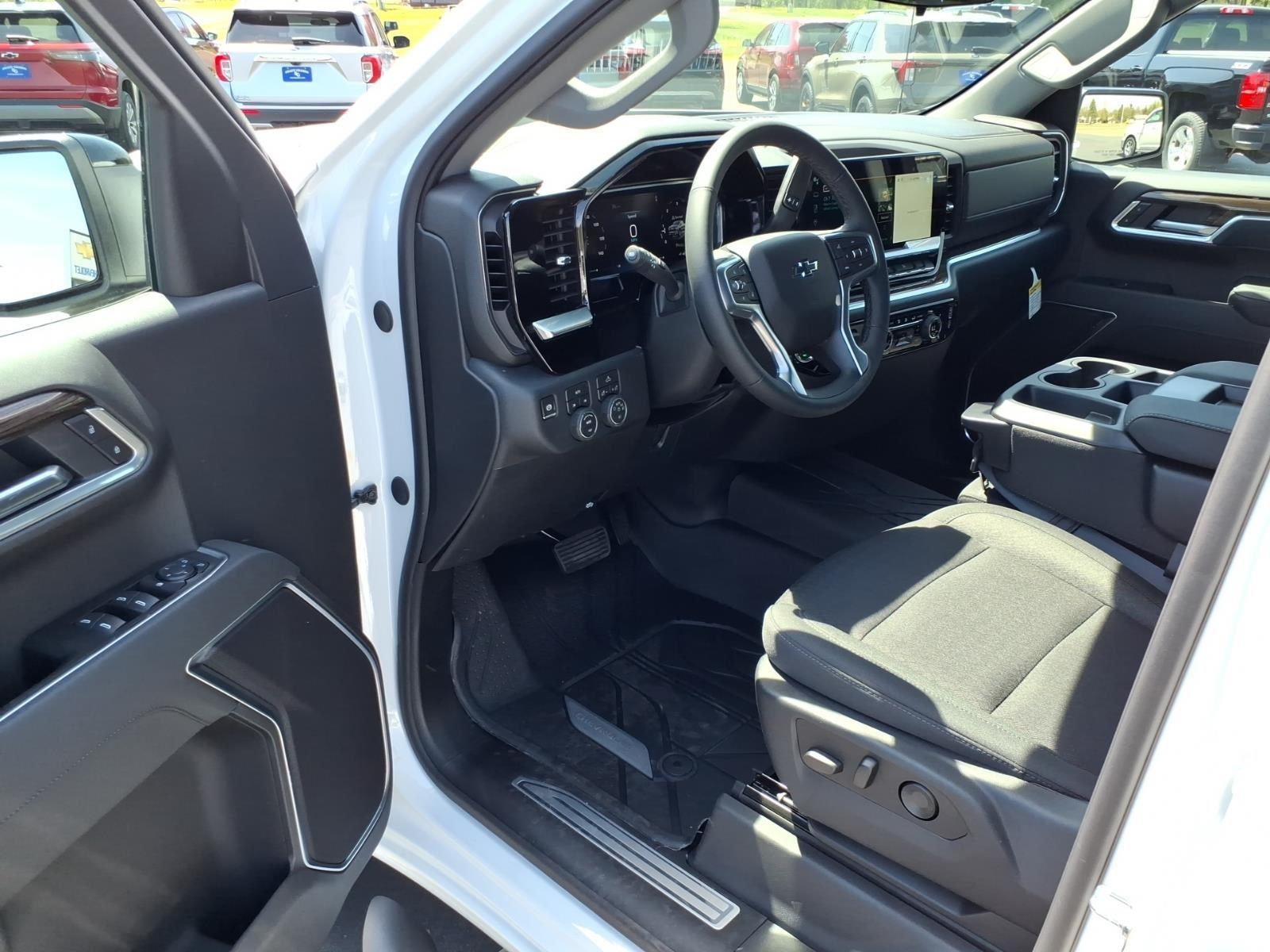 2026 Chevrolet Silverado 1500 RST - Photo 10