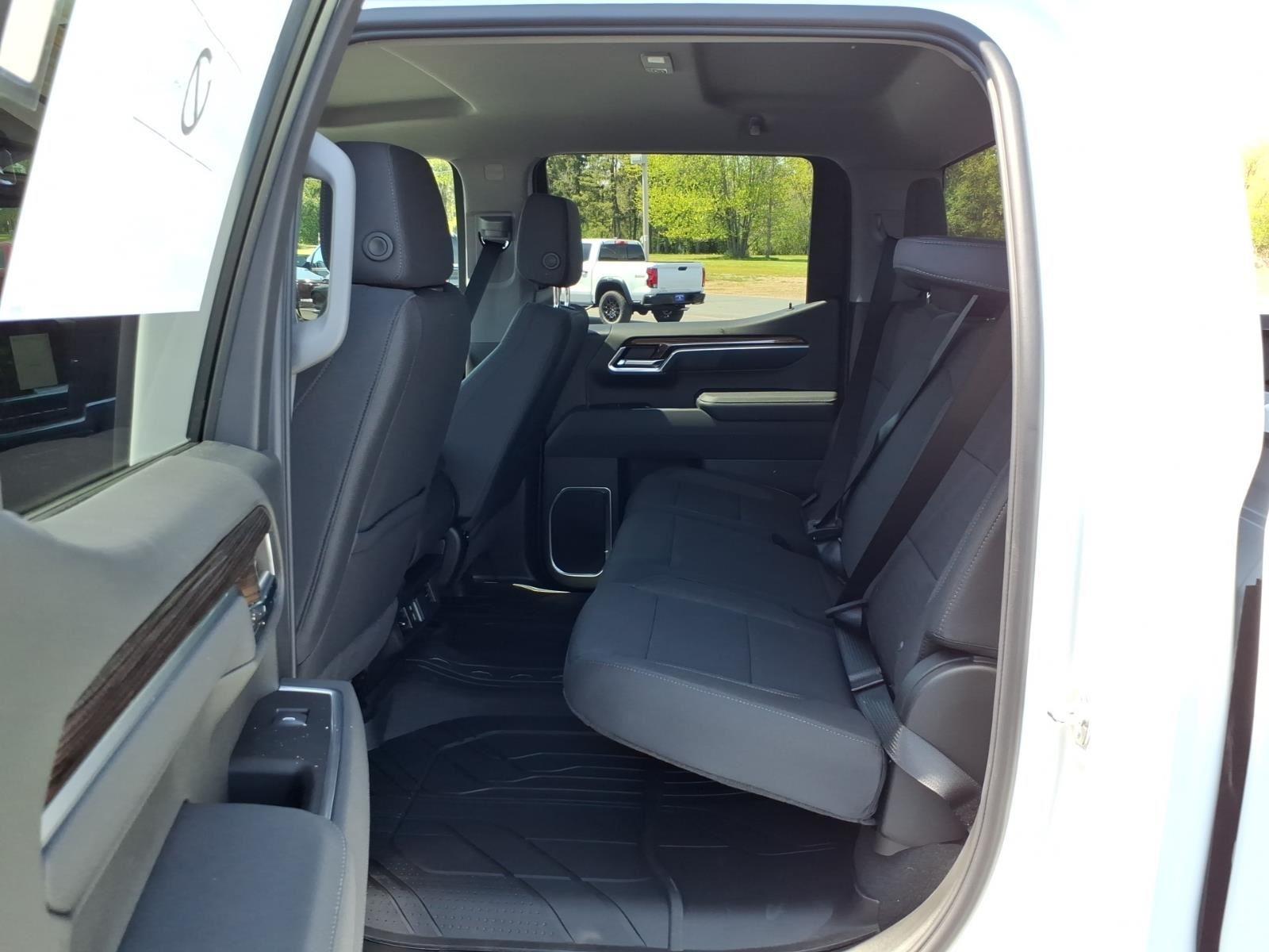 2026 Chevrolet Silverado 1500 RST - Photo 11