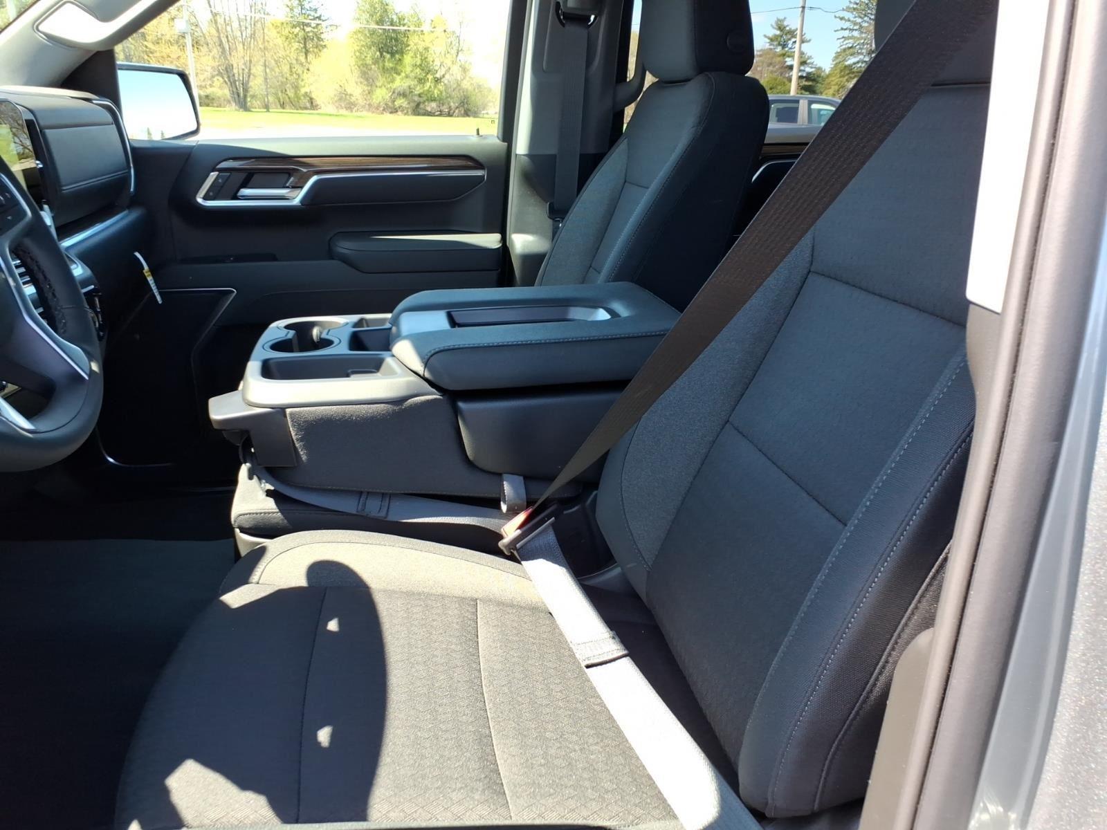 2026 Chevrolet Silverado 1500 LT:02623