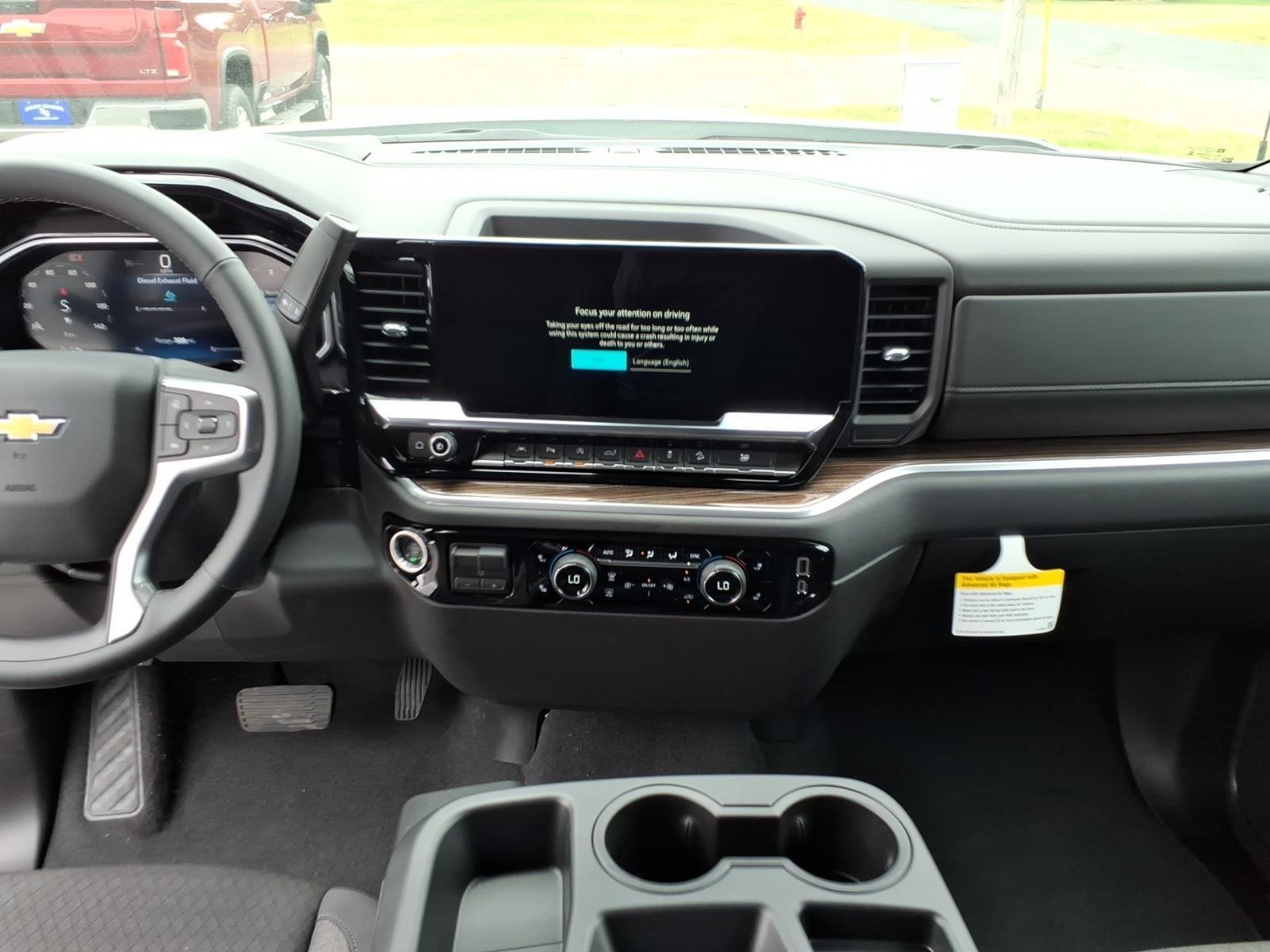 2026 Chevrolet Silverado 1500 LT:02640