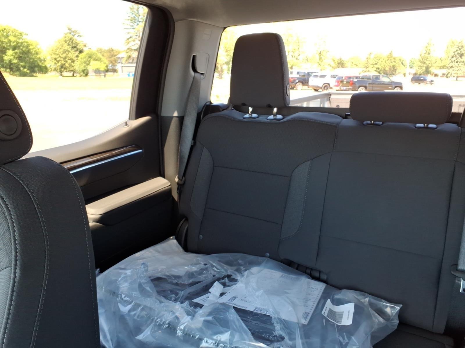 2026 Chevrolet Silverado 1500 LT:02645