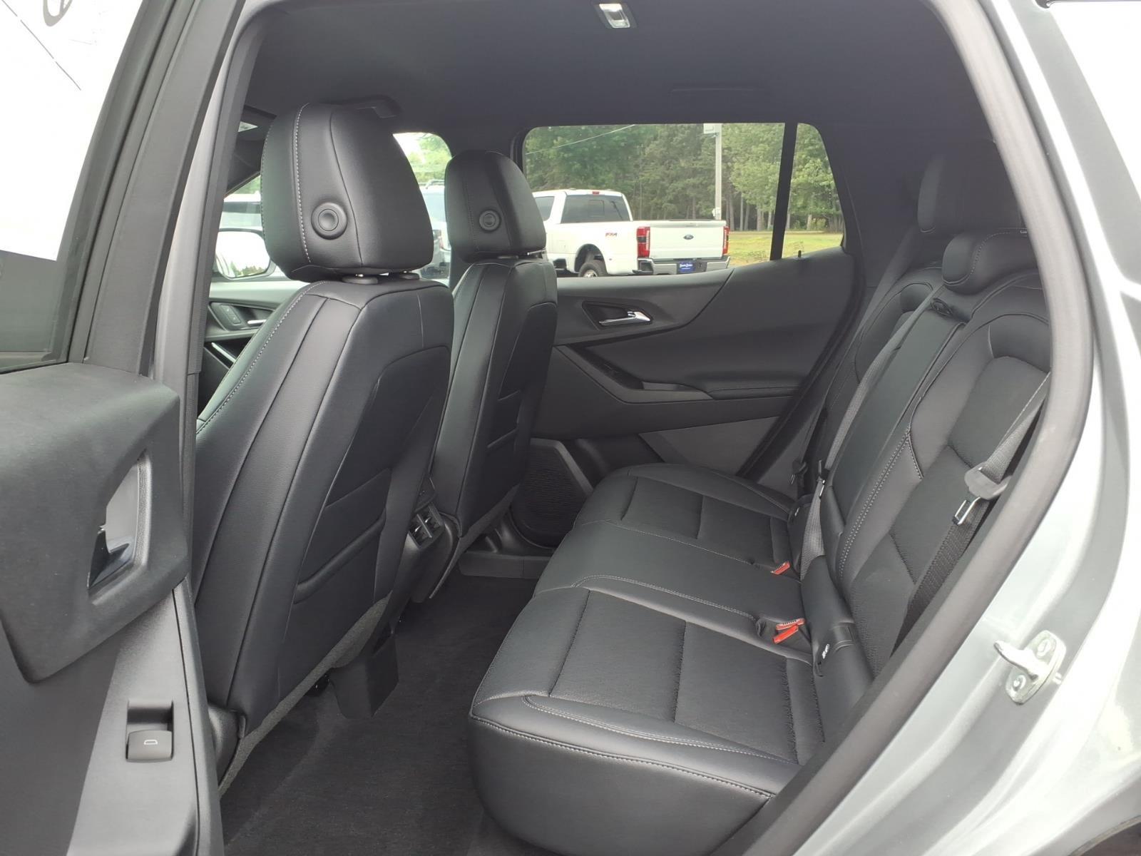 2027 Chevrolet Equinox AWD LT:2705