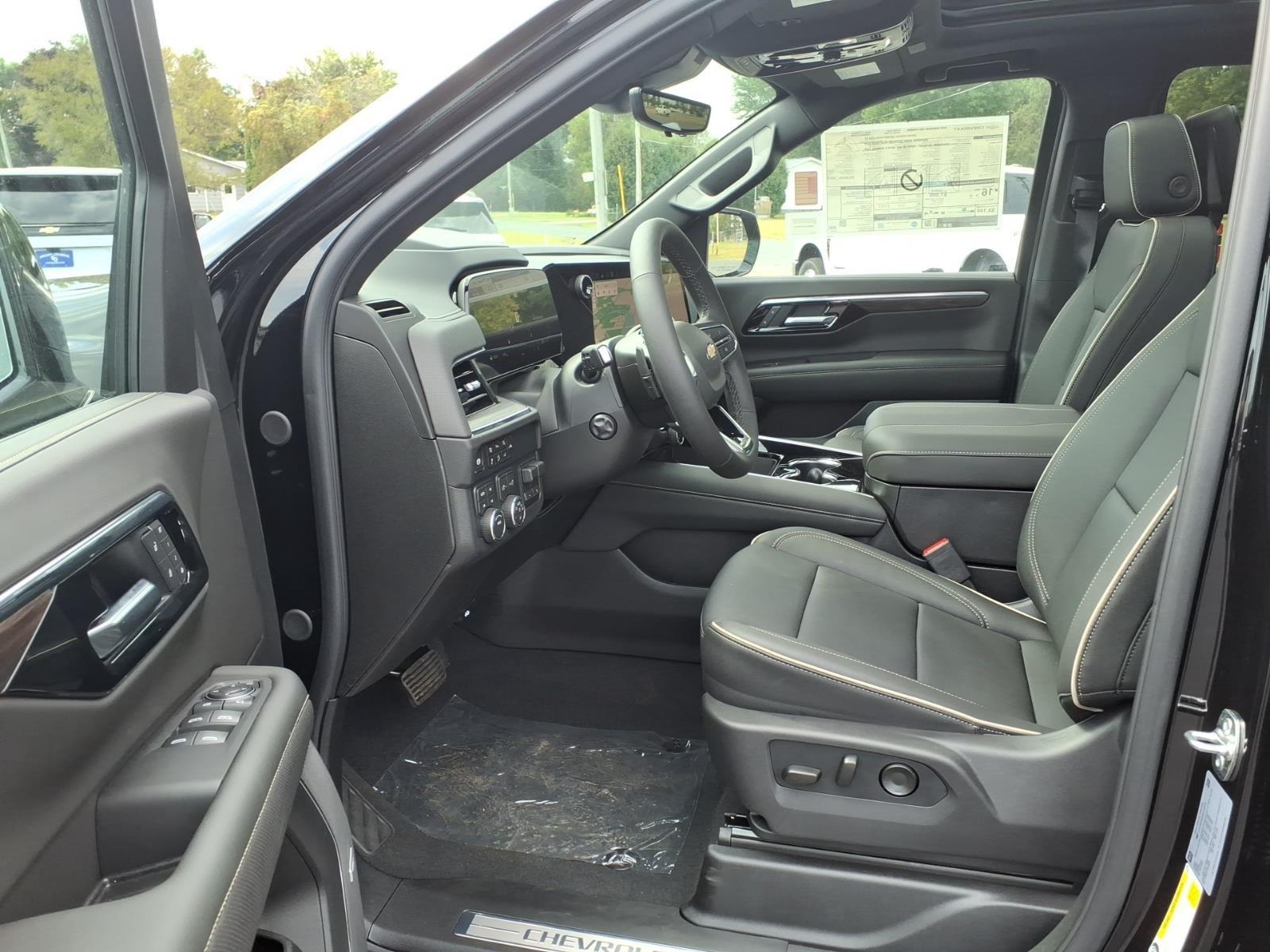 2026 Chevrolet Suburban Premier:02657