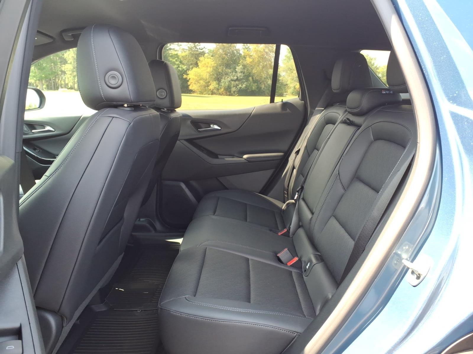2027 Chevrolet Equinox AWD LT:2703W