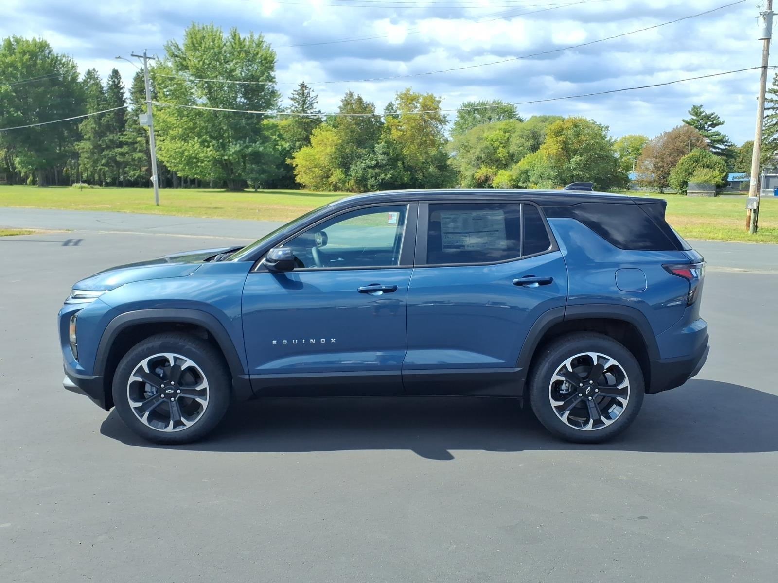 2027 Chevrolet Equinox AWD LT:2703W