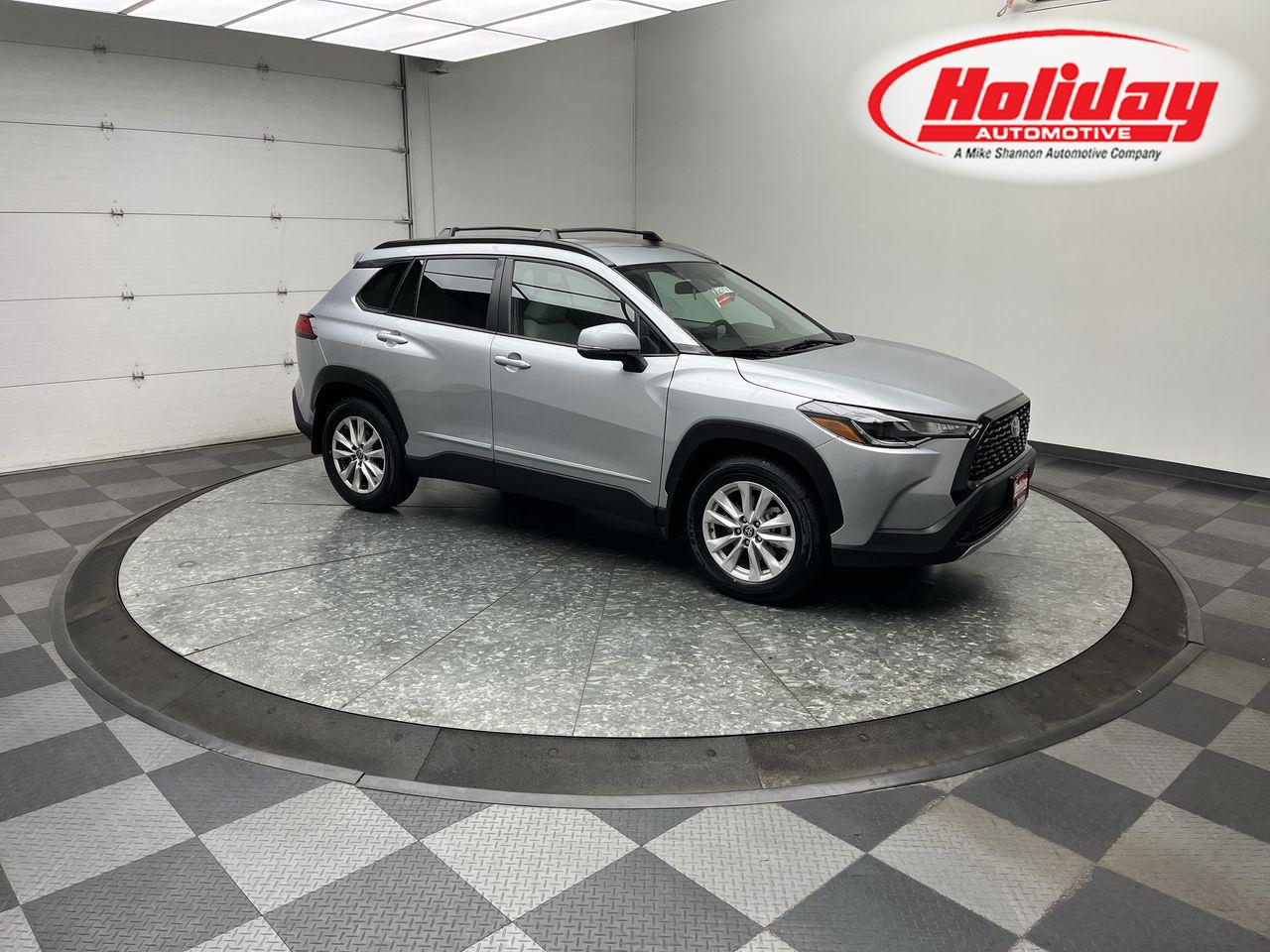 Sonic Silver 2022 Toyota Corolla Cross SUV / Crossover All-Wheel Drive Continuously Variable Transmission