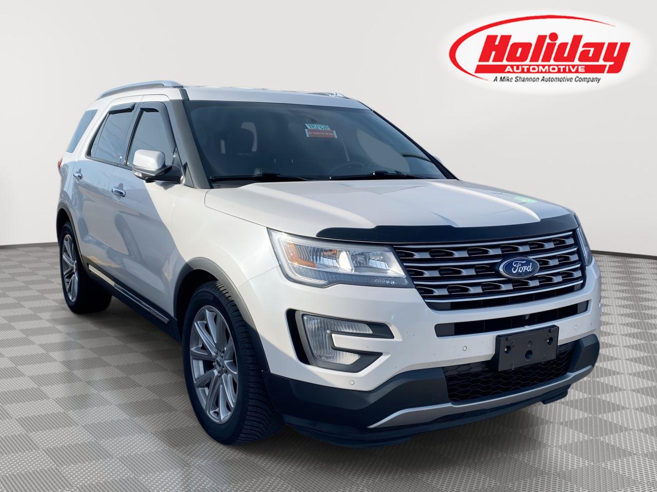 White Platinum Metallic Tri-Coat 2017 Ford Explorer SUV / Crossover Front-Wheel Drive 6-Speed Automatic