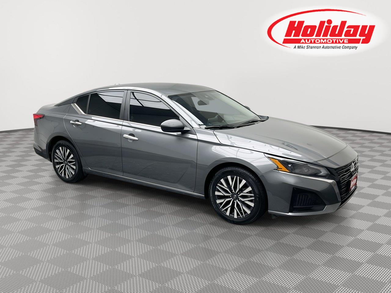 Gray (Gun Metallic) 2025 Nissan Altima Sedan Front-Wheel Drive Continuously Variable Transmission