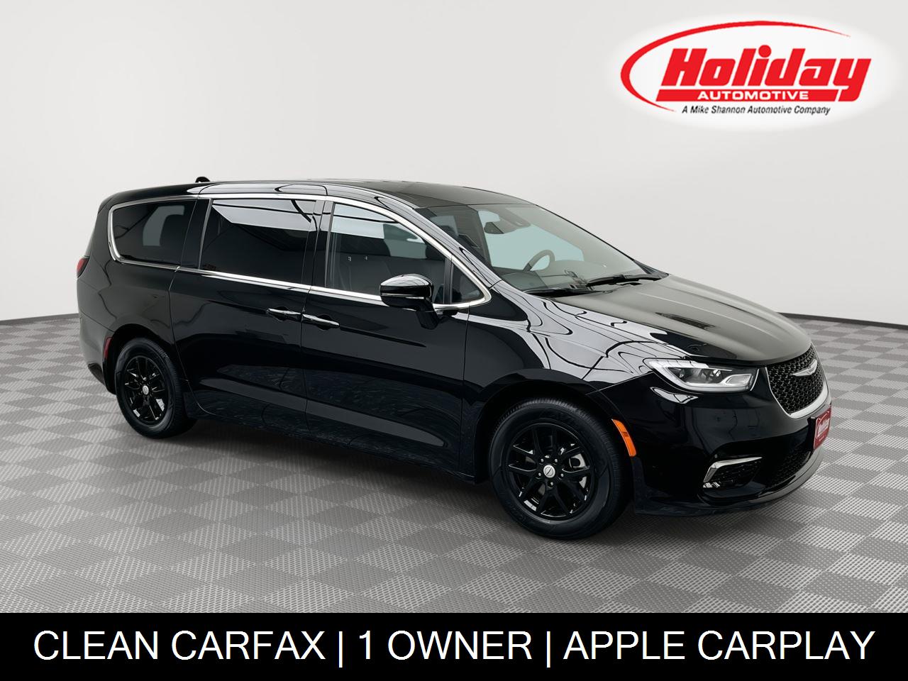 Diamond Black Crystal Pearlcoat 2025 Chrysler Pacifica Minivan Front-Wheel Drive 9-Speed Automatic