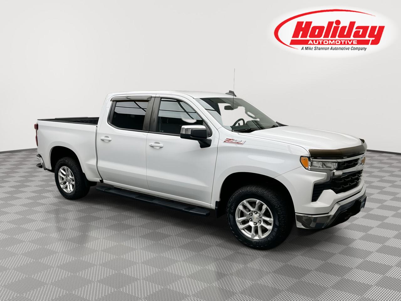 Summit White 2022 Chevrolet Silverado 1500 Pickup Truck Four-Wheel Drive Automatic