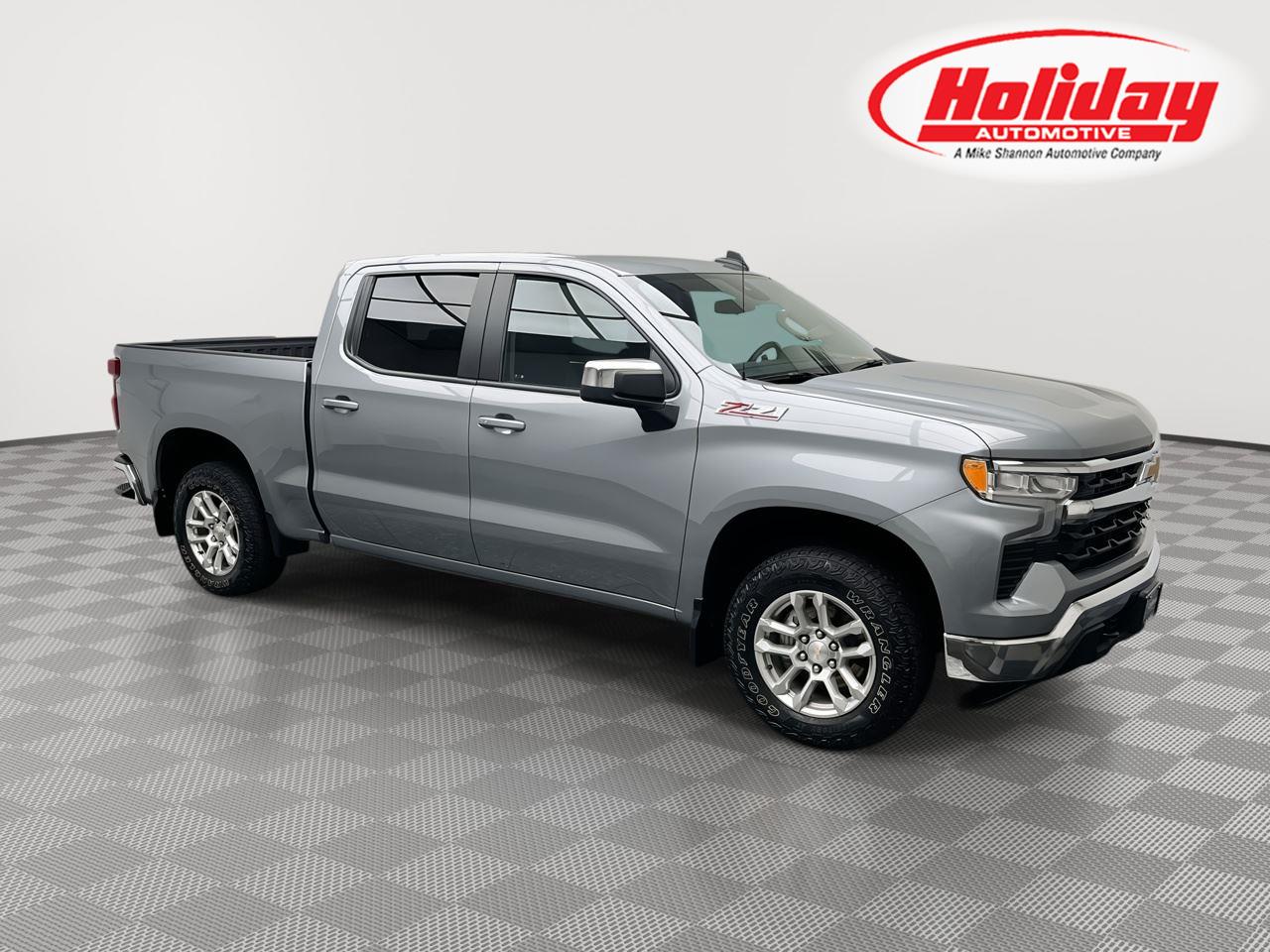 Sterling Gray Metallic 2024 Chevrolet Silverado 1500 Pickup Truck Four-Wheel Drive Automatic
