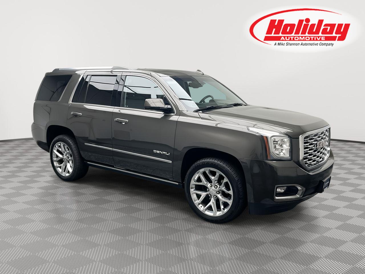 Smokey Quartz Metallic 2019 GMC Yukon SUV / Crossover Four-Wheel Drive Automatic