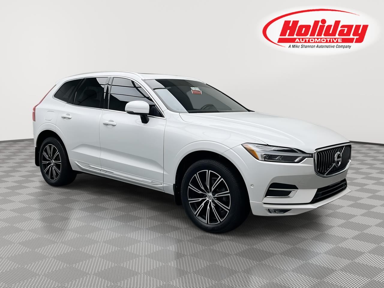 Crystal White Metallic 2021 Volvo XC60 SUV / Crossover All-Wheel Drive Automatic