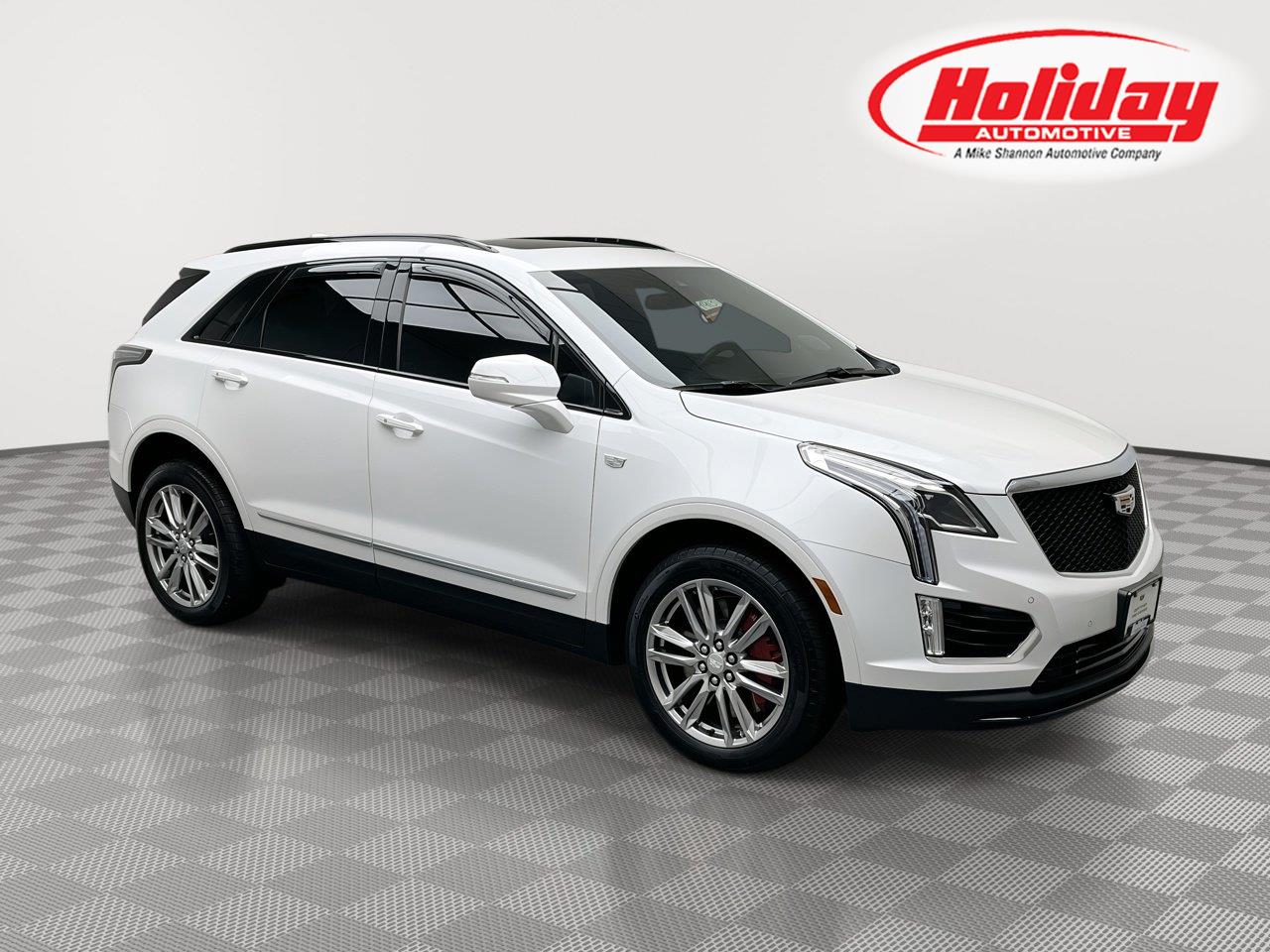 Crystal White Tricoat 2024 Cadillac XT5 SUV / Crossover Four-Wheel Drive 9-Speed Automatic