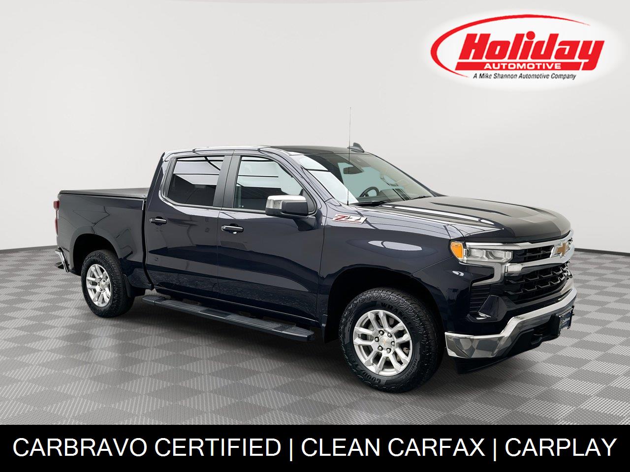 Dark Ash Metallic 2024 Chevrolet Silverado 1500 Pickup Truck Four-Wheel Drive Automatic