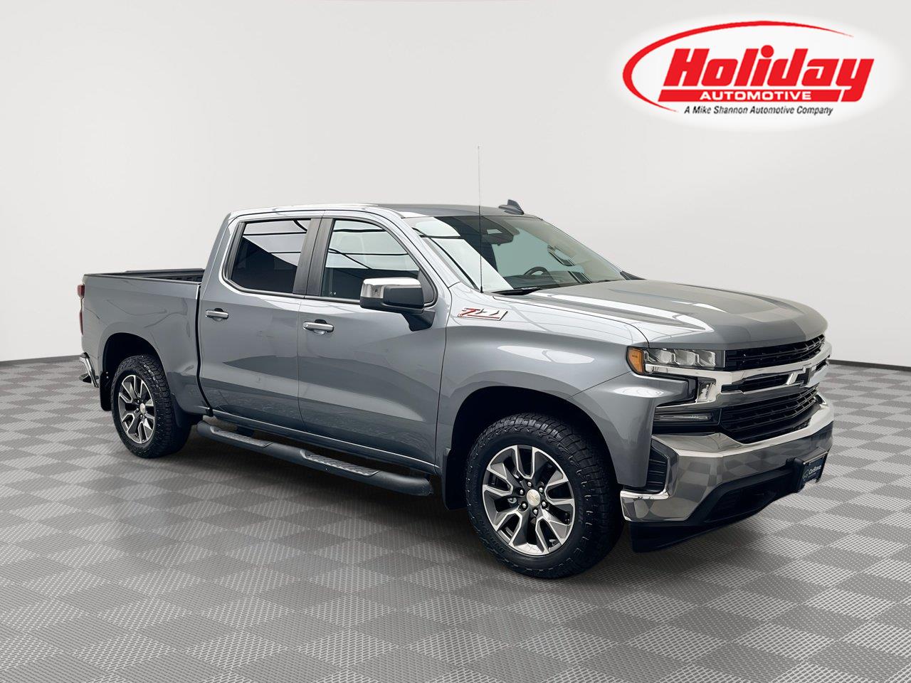 Shadow Gray Metallic 2021 Chevrolet Silverado 1500 Pickup Truck Four-Wheel Drive 8-Speed Automatic