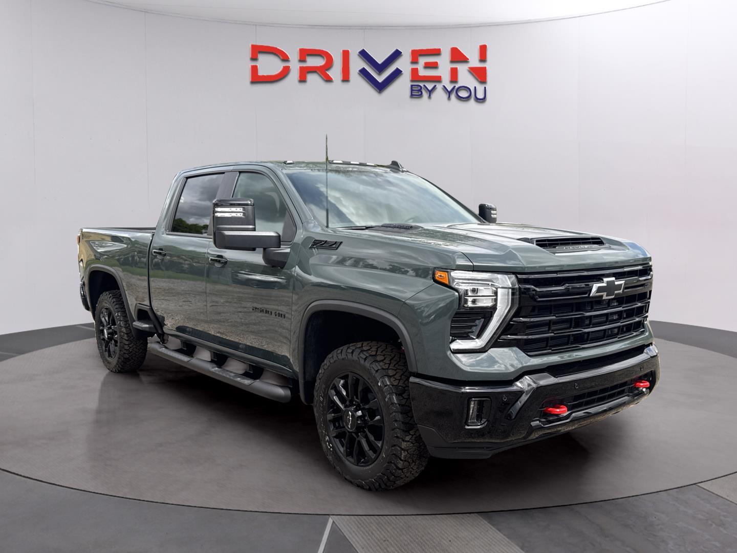 View vehicle photo 7