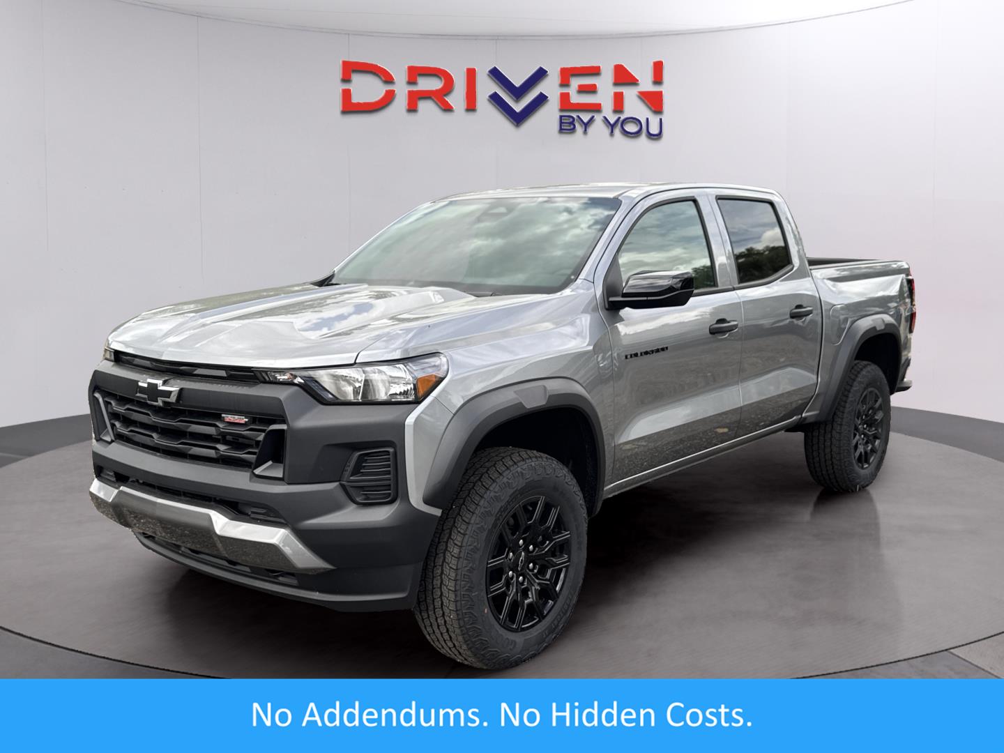 Sterling Gray Metallic 2026 Chevrolet Colorado Trail Boss Crew Cab 4WD Pickup Truck Four-Wheel Drive 8-Speed Automatic