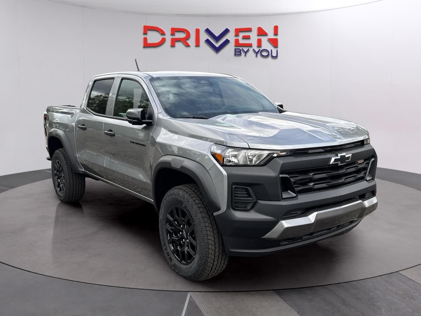 View vehicle photo 7