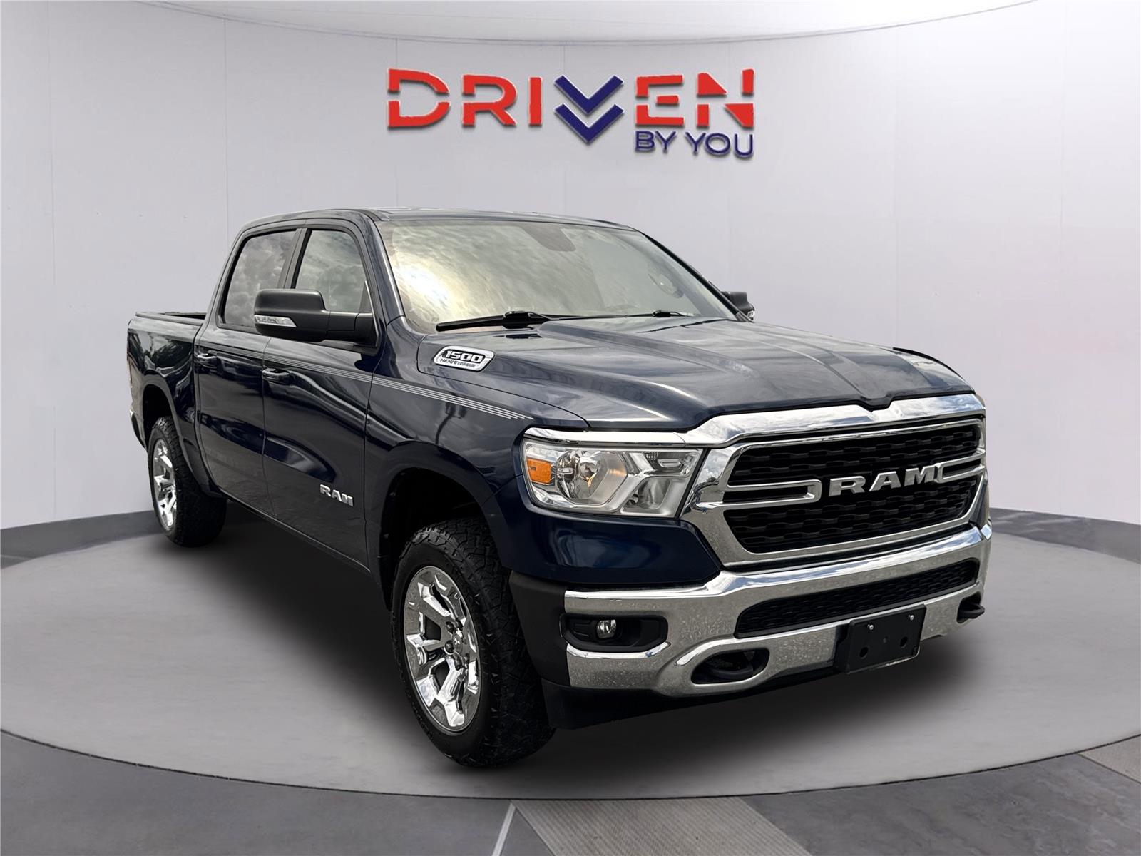 Patriot Blue Pearlcoat 2022 RAM 1500 Pickup Truck Four-Wheel Drive 8-Speed Automatic