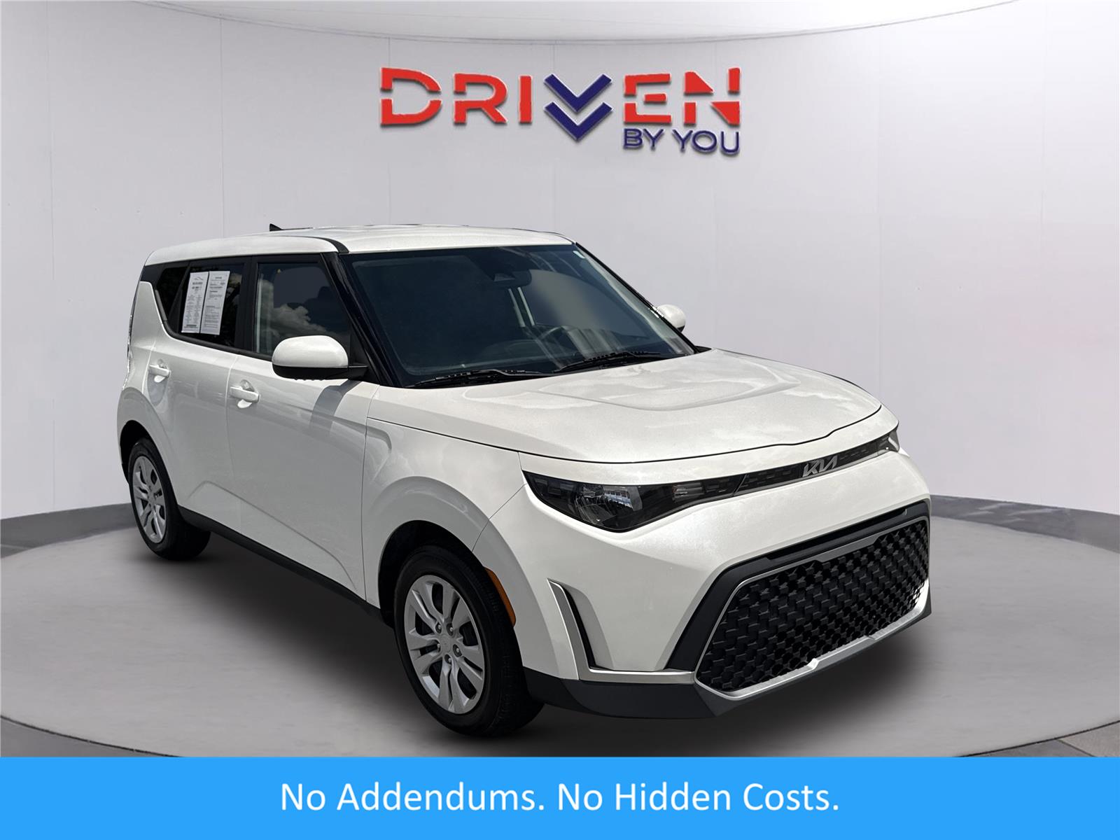 Snow White Pearl 2023 Kia Soul SUV / Crossover Front-Wheel Drive Continuously Variable Transmission