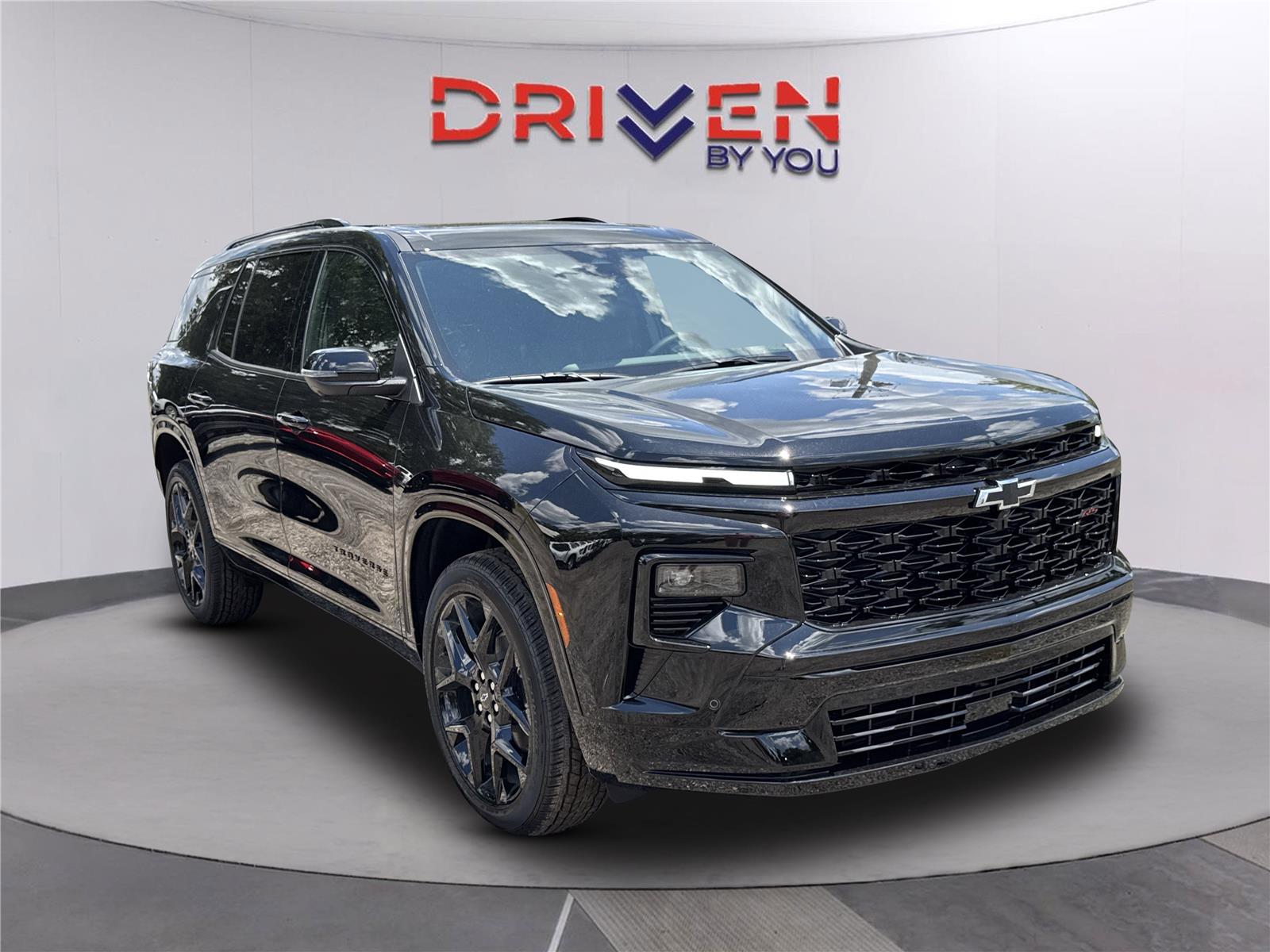 Mosaic Black Metallic 2026 Chevrolet Traverse SUV / Crossover Front-Wheel Drive 8-Speed Automatic