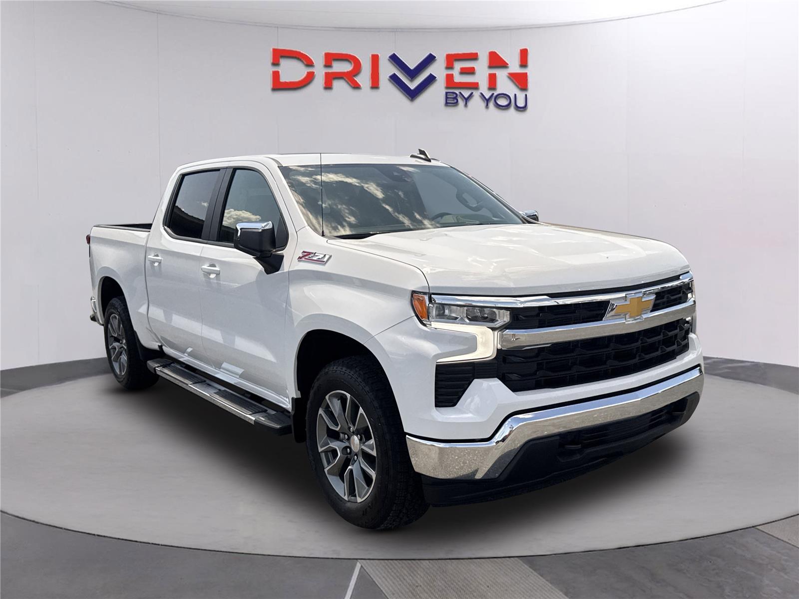Summit White 2026 Chevrolet Silverado 1500 Pickup Truck Four-Wheel Drive Automatic