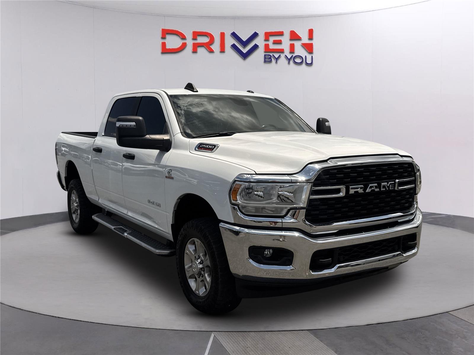 Bright White Clearcoat 2024 RAM 2500 Pickup Truck Four-Wheel Drive 6-Speed Automatic
