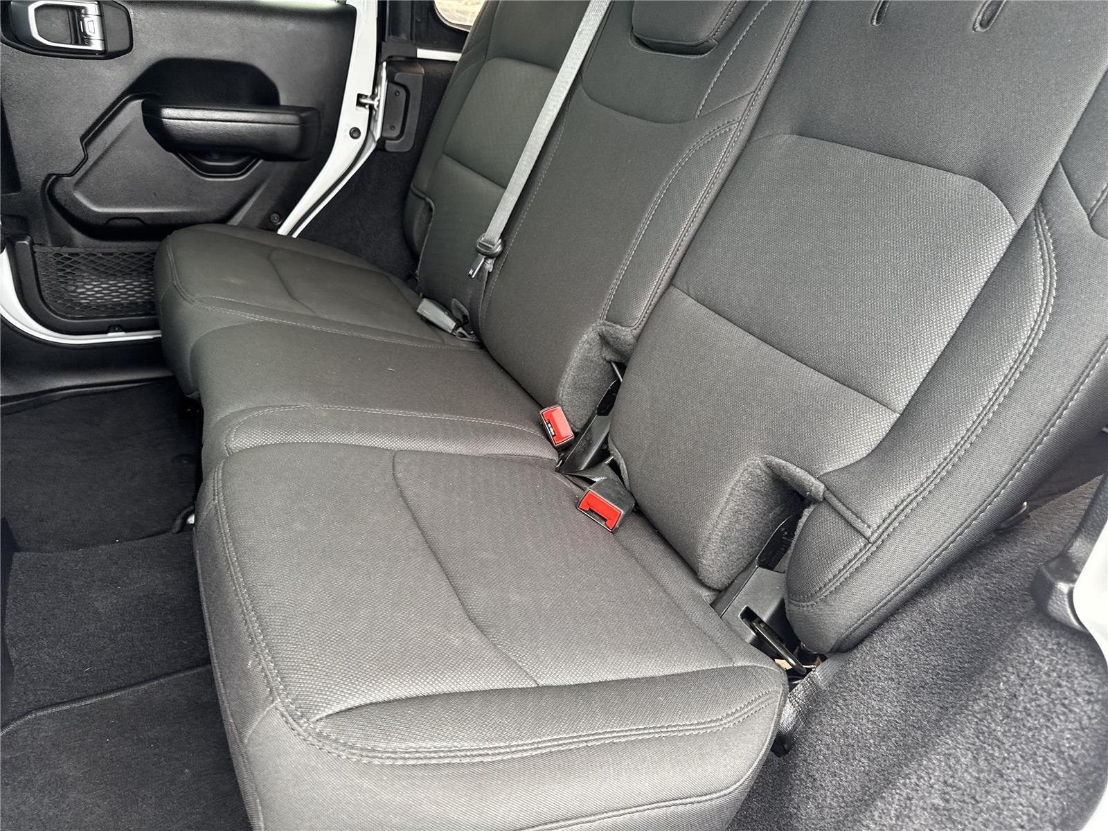 Used 2022 Bright White Clearcoat Jeep Unlimited Sport S image 32