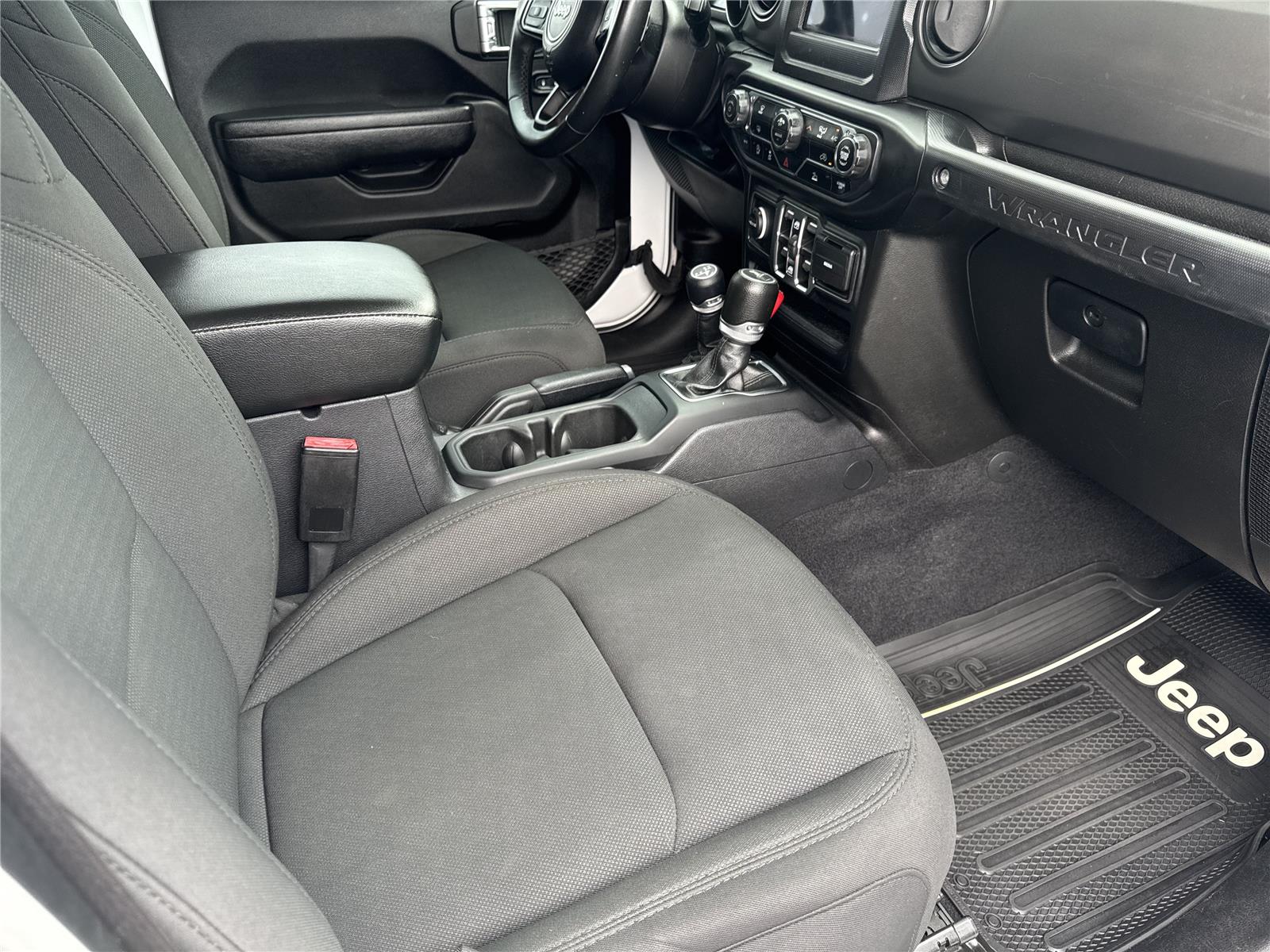 Used 2022 Bright White Clearcoat Jeep Unlimited Sport S image 35