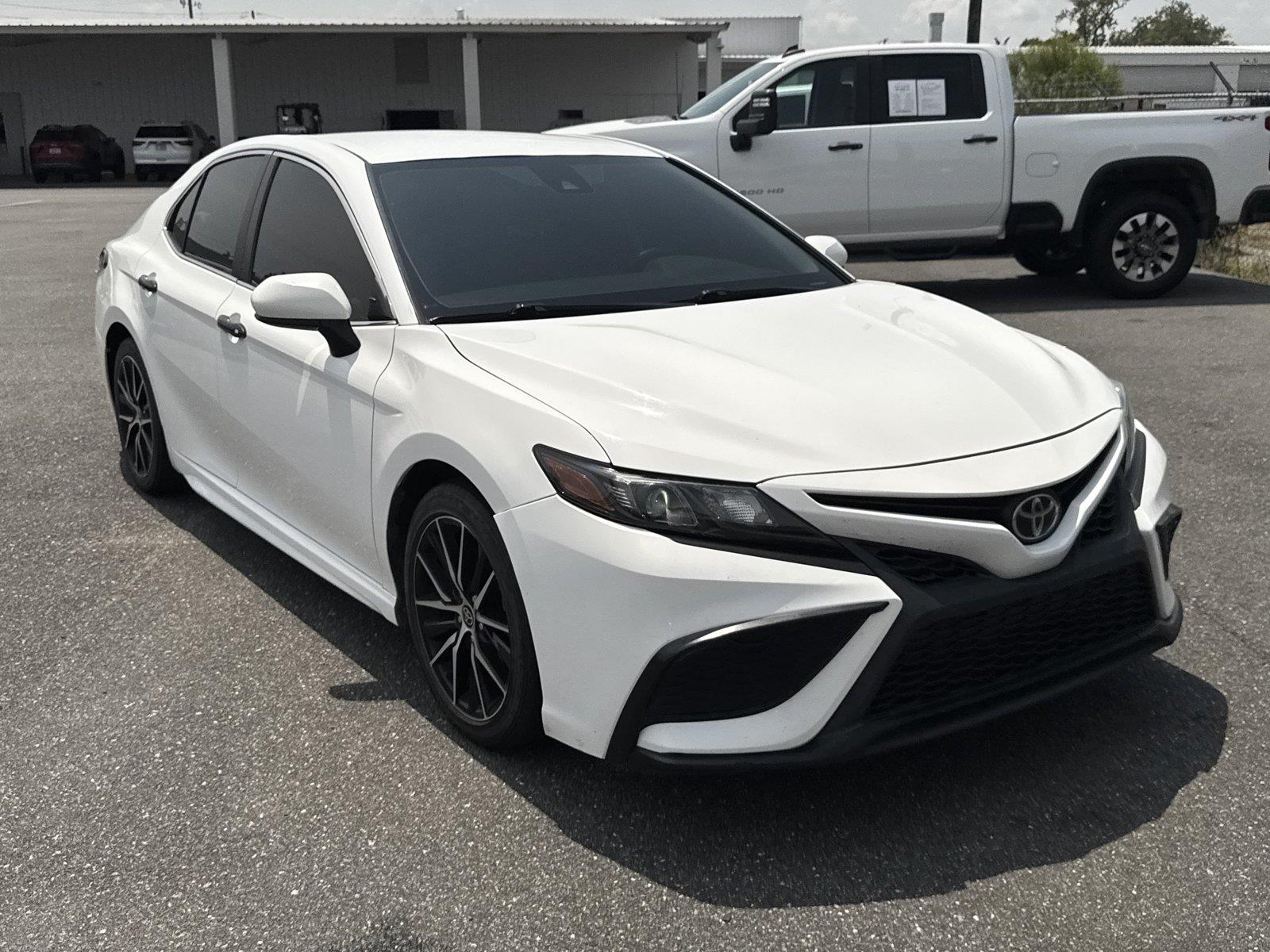  2021 Toyota Camry SE Nightshade FWD   