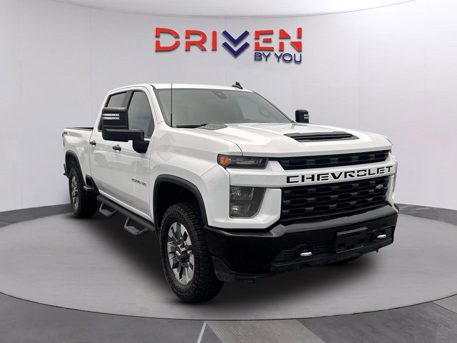 Summit White 2022 Chevrolet Silverado 2500HD Pickup Truck Four-Wheel Drive 6-Speed Automatic