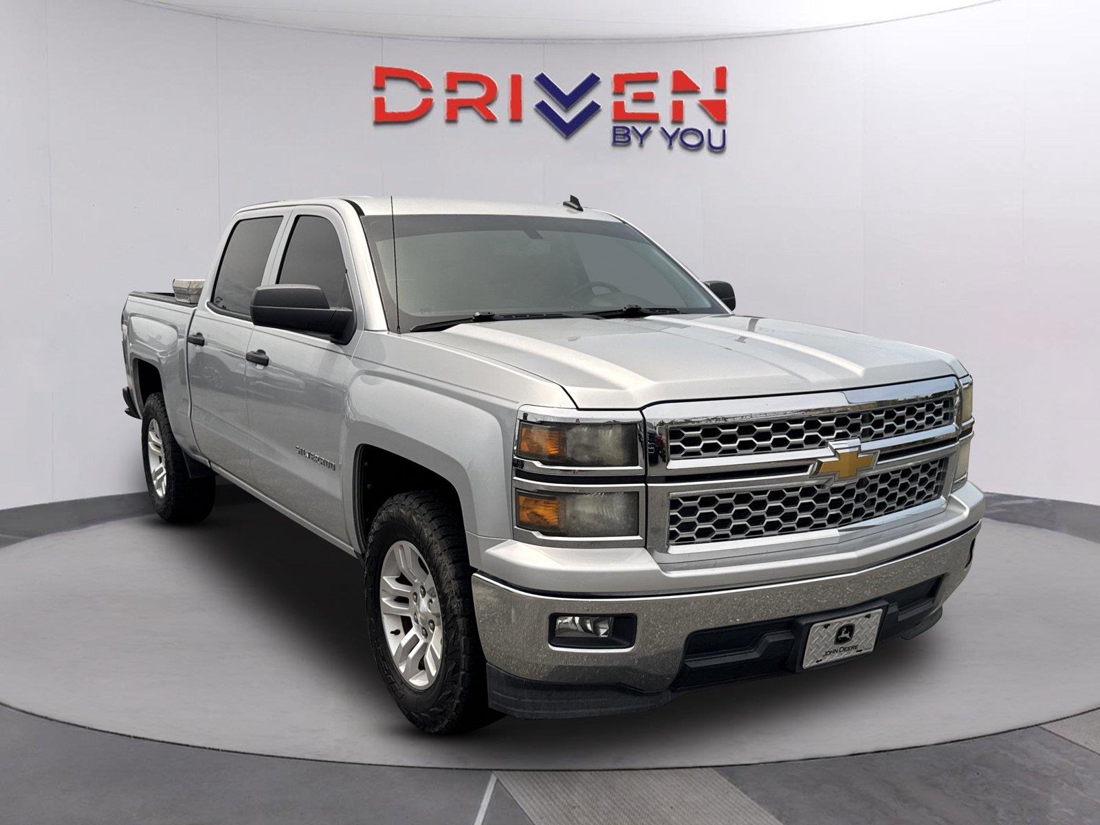 Silver Ice Metallic 2014 Chevrolet Silverado 1500 Pickup Truck 4X2 6-Speed Automatic