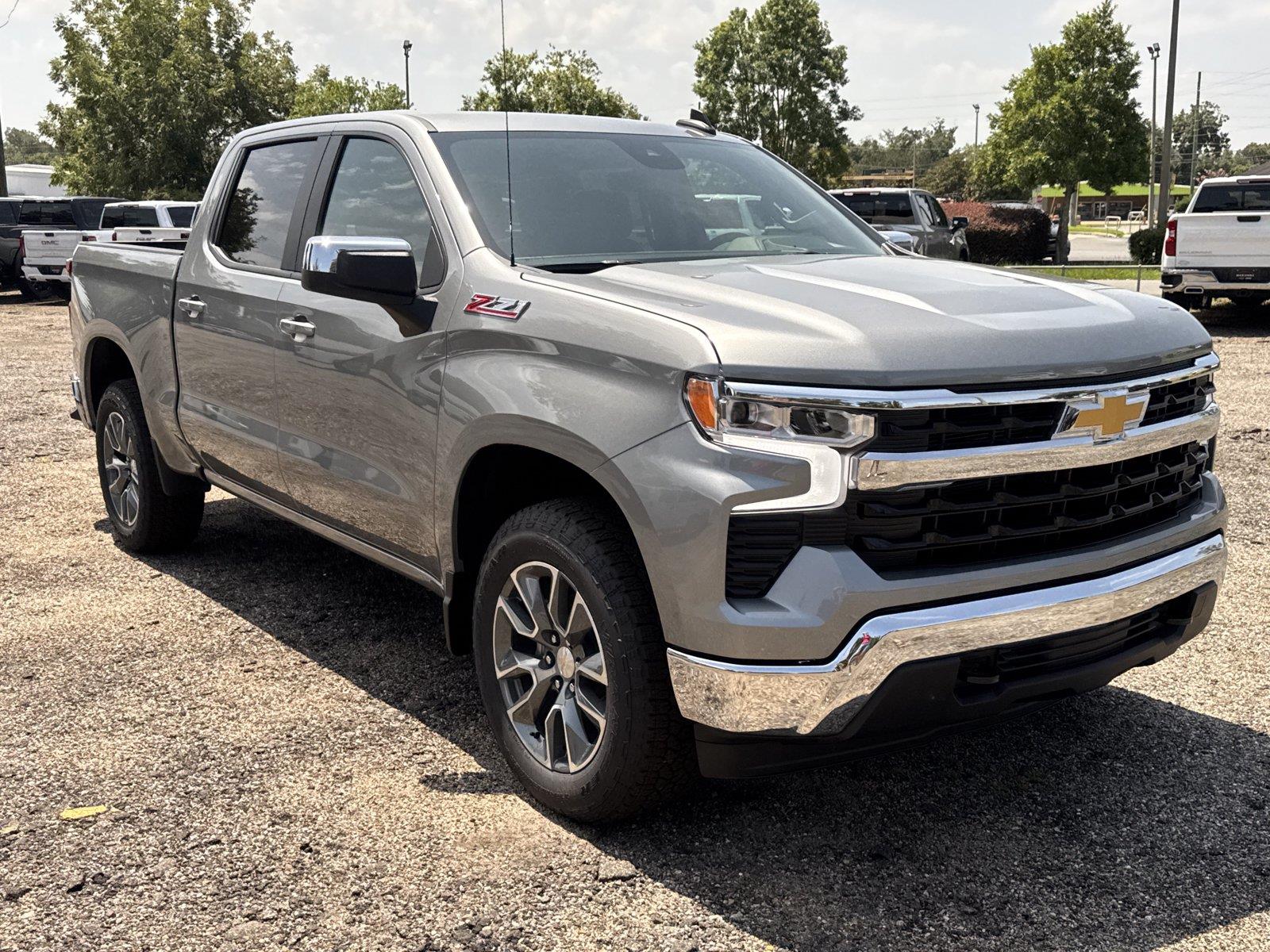Sterling Gray Metallic 2026 Chevrolet Silverado 1500 Pickup Truck Four-Wheel Drive Automatic