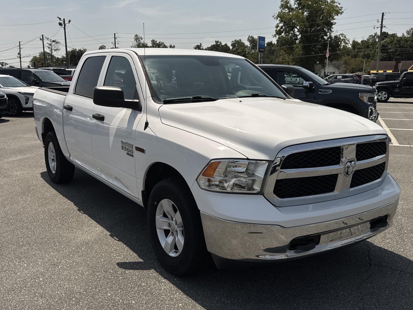  2019 RAM 1500 Classic Tradesman Crew Cab 4WD   