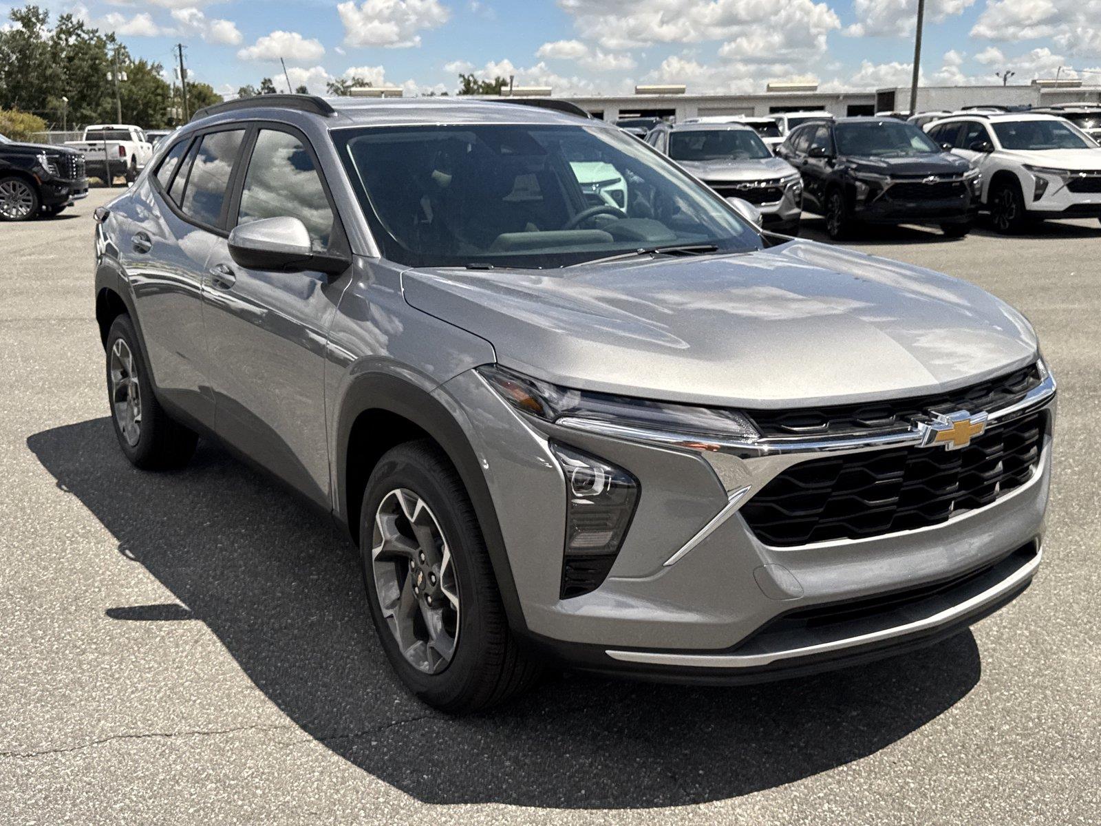 Sterling Gray Metallic 2026 Chevrolet Trax SUV / Crossover Front-Wheel Drive 6-Speed Automatic