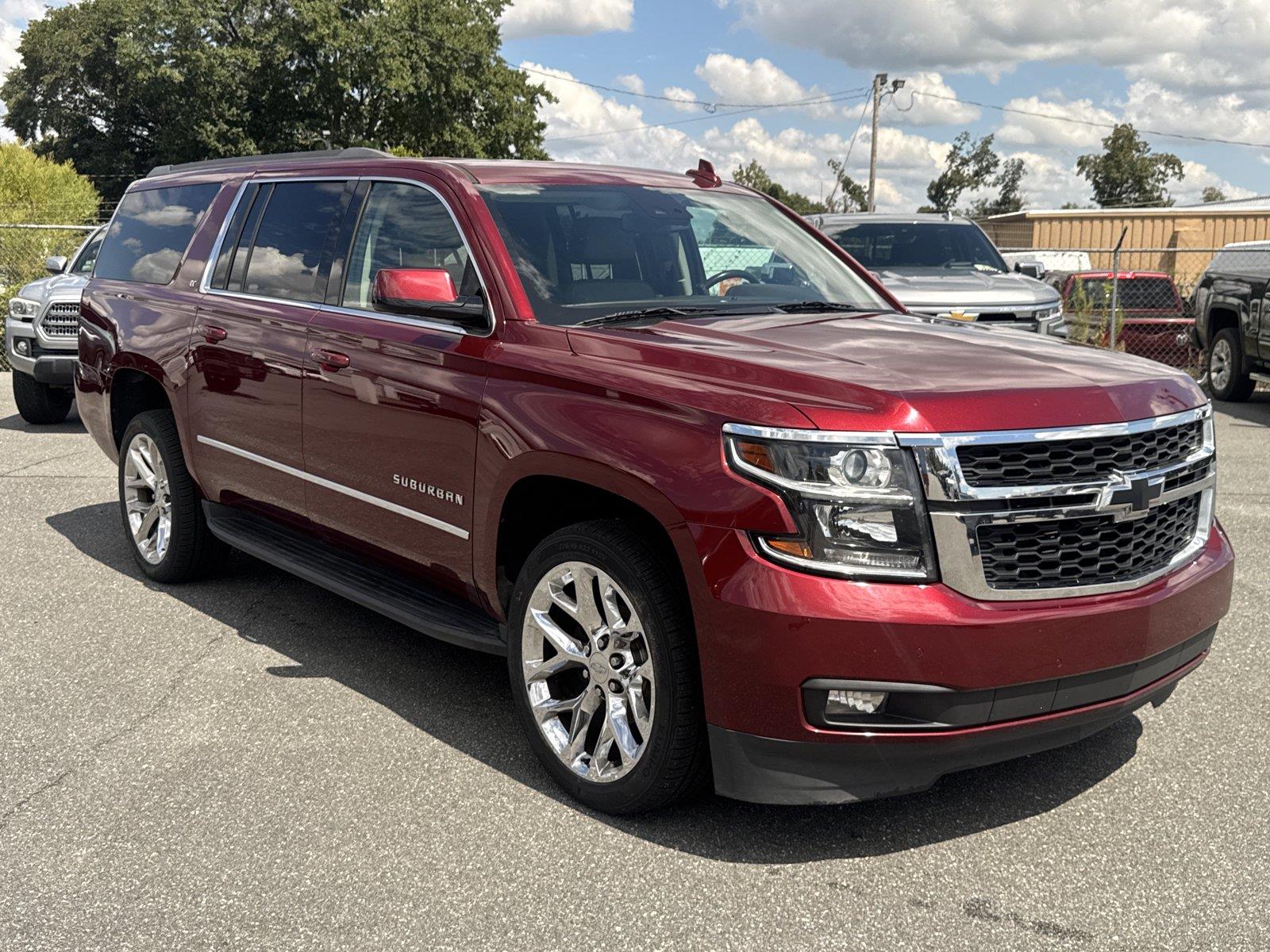 Siren Red Tintcoat 2020 Chevrolet Suburban SUV / Crossover 4X2 6-Speed Automatic