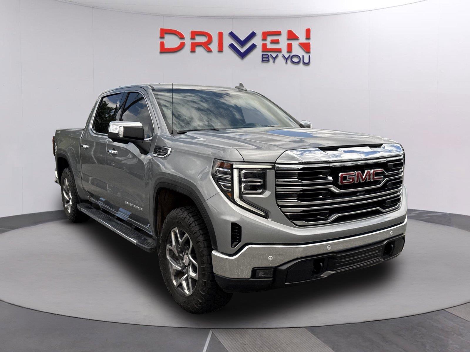 2026 GMC Sierra 1500 SLT Crew Cab 4WD