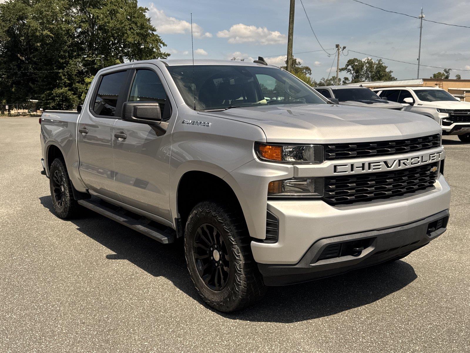 Silver Ice Metallic 2022 Chevrolet Silverado 1500 Pickup Truck Four-Wheel Drive 8-Speed Automatic