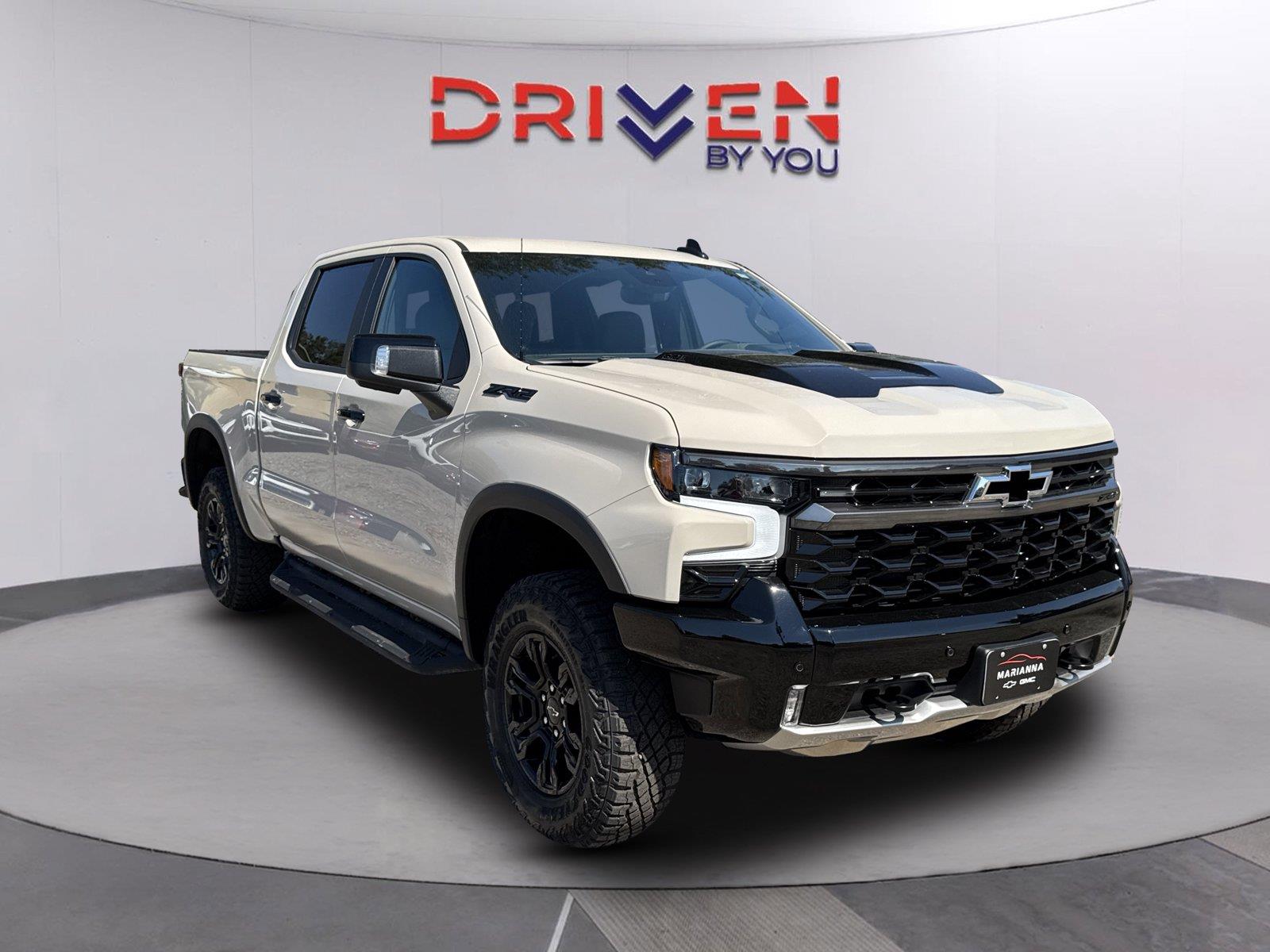 White Sands 2026 Chevrolet Silverado 1500 Pickup Truck Four-Wheel Drive Automatic
