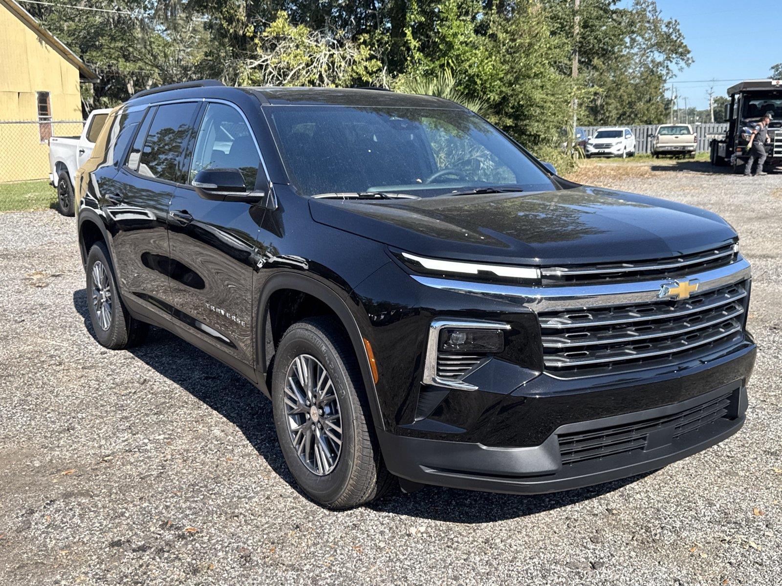 Mosaic Black Metallic 2027 Chevrolet Traverse SUV / Crossover Front-Wheel Drive 8-Speed Automatic
