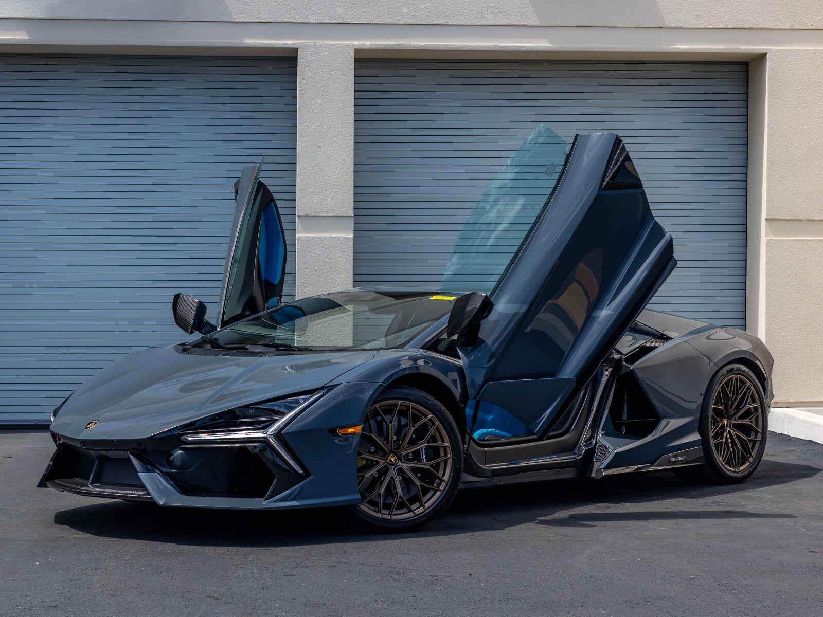 2026 Lamborghini Revuelto Coupe All-Wheel Drive Automatic
