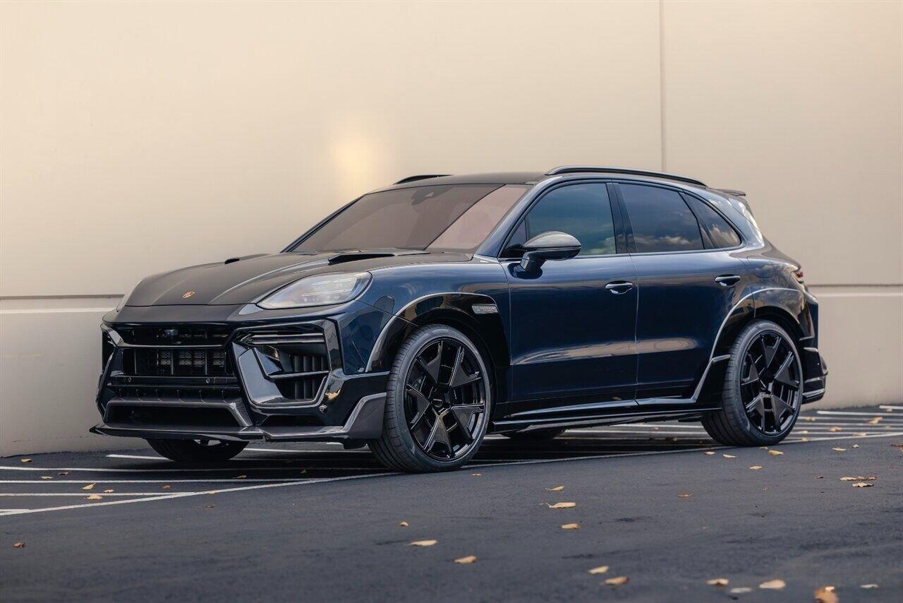 Algarve Blue Metallic 2024 Porsche Cayenne E-Hybrid SUV / Crossover All-Wheel Drive Automatic