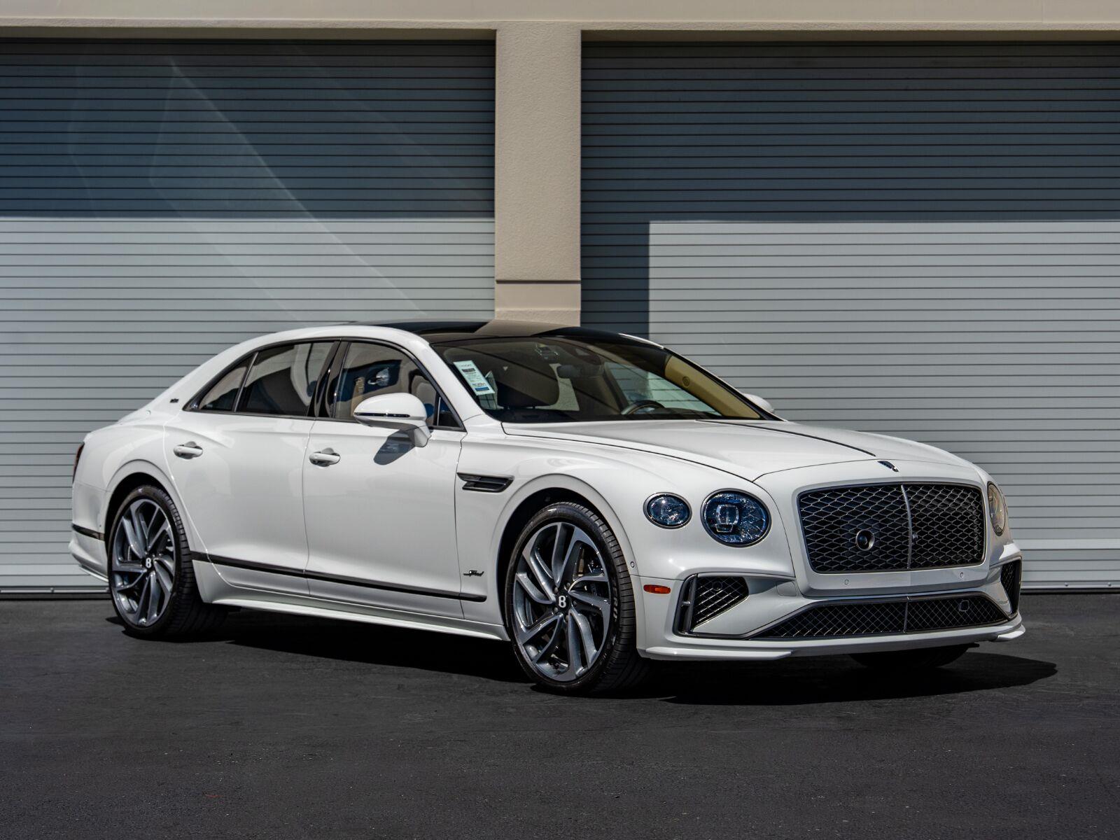 Glacier White 2025 Bentley Flying Spur Sedan All-Wheel Drive Automatic