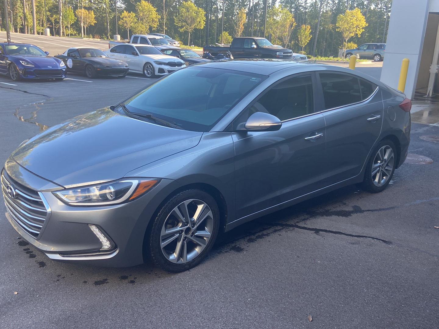  2017 Hyundai Elantra Limited FWD   