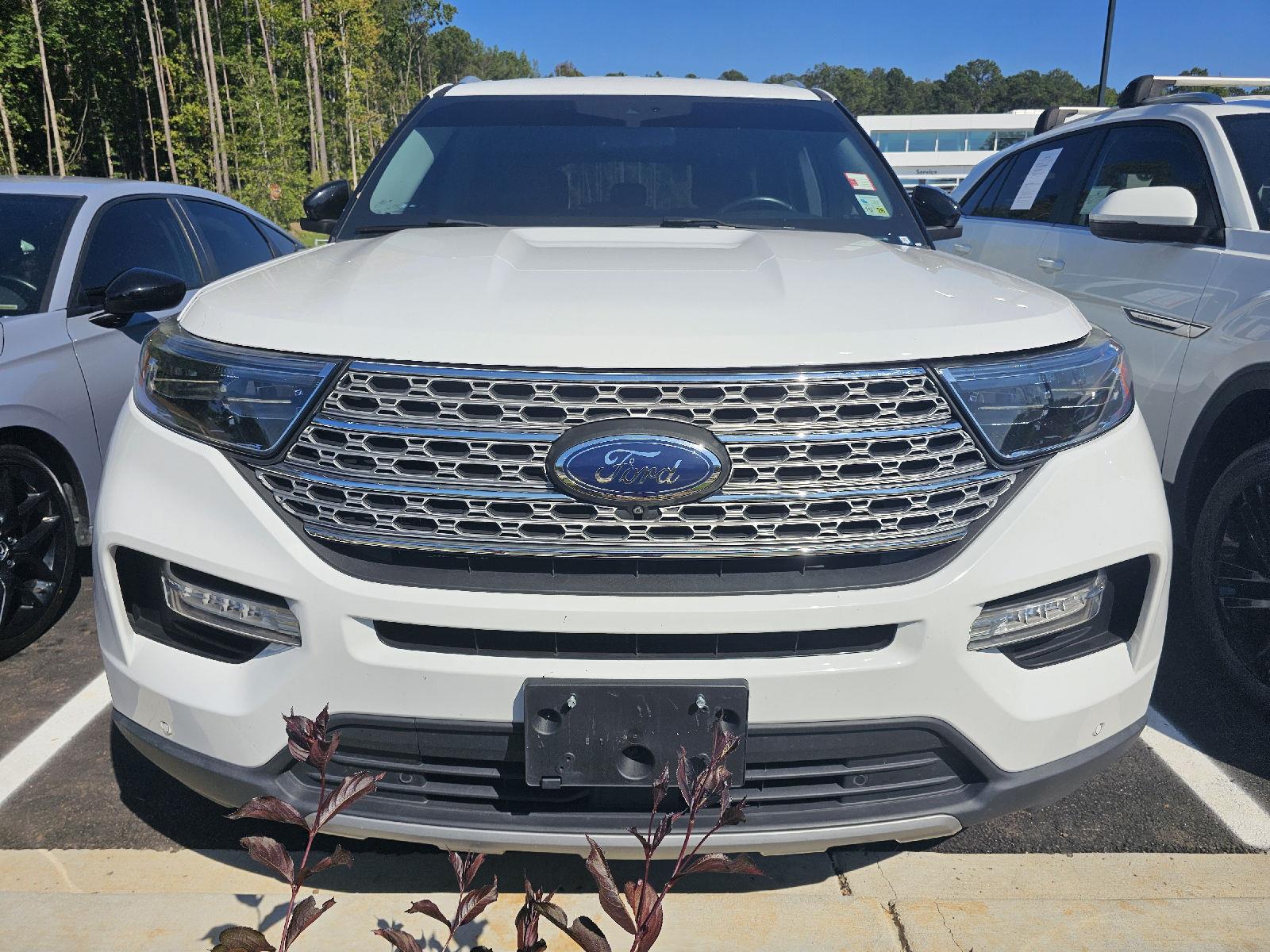 Oxford White 2022 Ford Explorer SUV / Crossover All-Wheel Drive Automatic