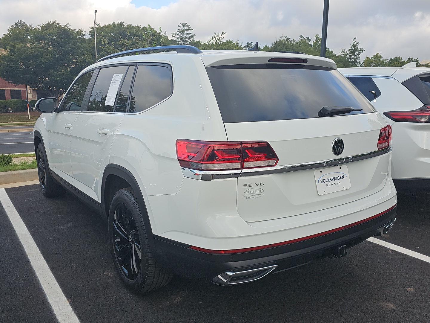 Used 2023 Pure White Volkswagen 3.6L V6 SE w/Technology image 5
