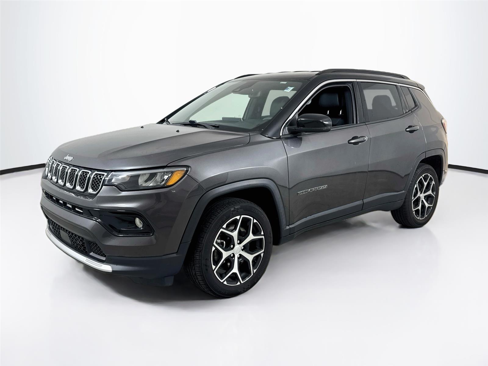 Black Clearcoat 2024 Jeep Compass SUV / Crossover Four-Wheel Drive 8-Speed Automatic